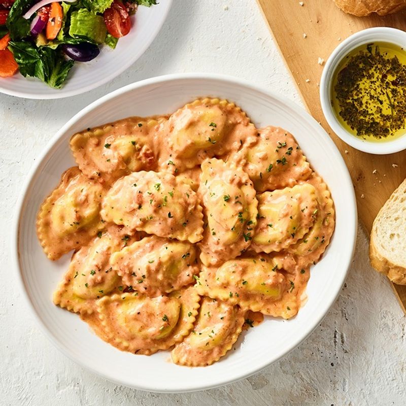 Mezzaluna (Ravioli)