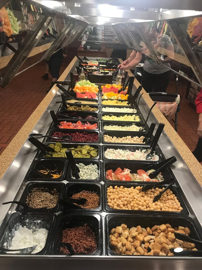 Fresh Salad Bar