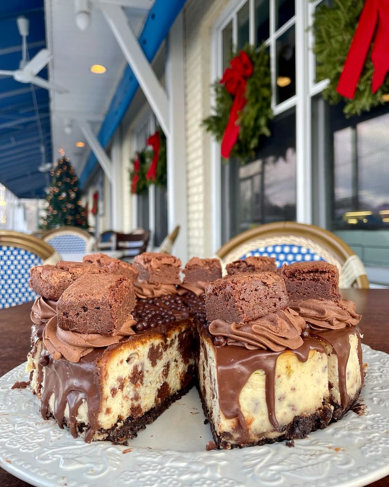 Chocolate Chip Brownie Cheesecake