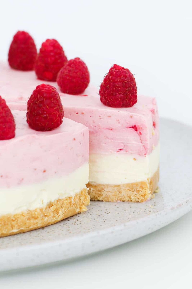White Chocolate Raspberry Mousse Cake