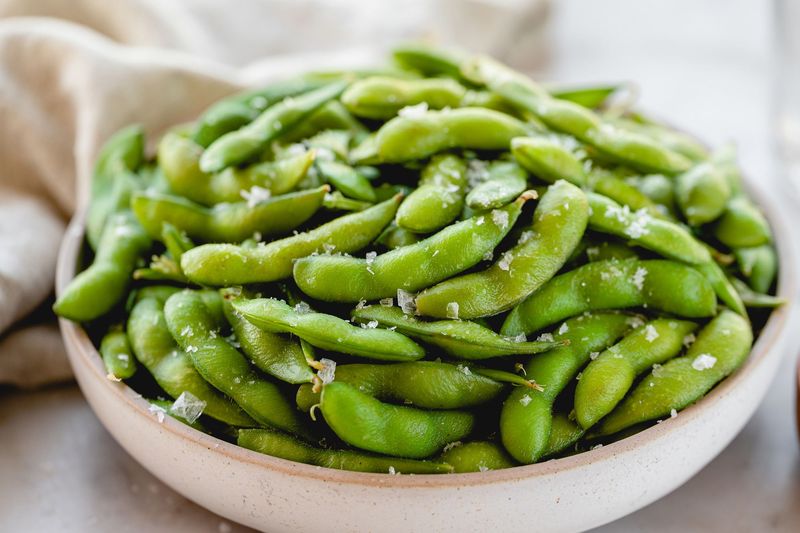 Edamame (steamed soybeans)