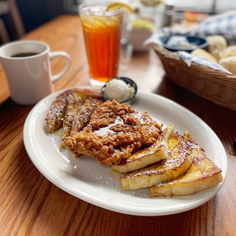 Sunday Homestyle Chicken n' French Toast