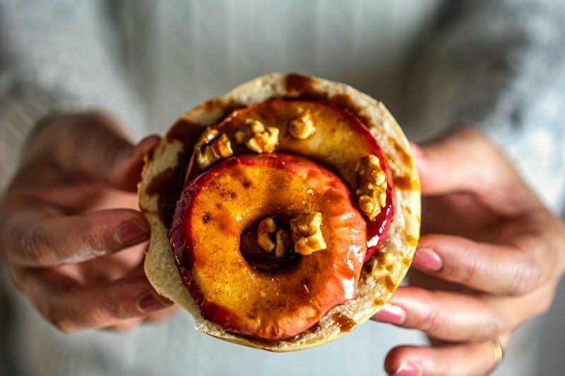 Apple Pie Bagel