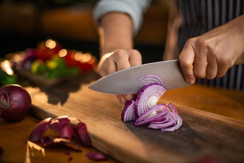 Using Dull Knives