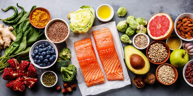 Eating Fat-Free Foods Helps You Lose Weight