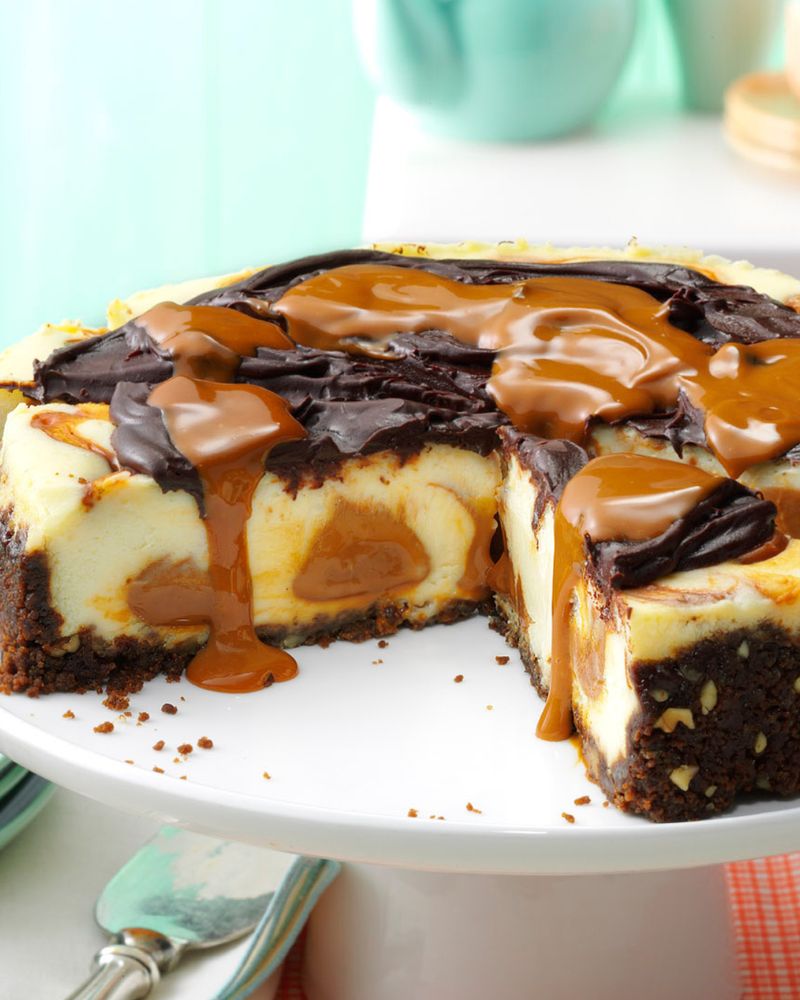 Dulce de Leche Chocolate Cheesecake