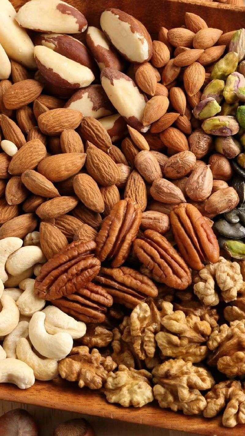 EAT: Nuts