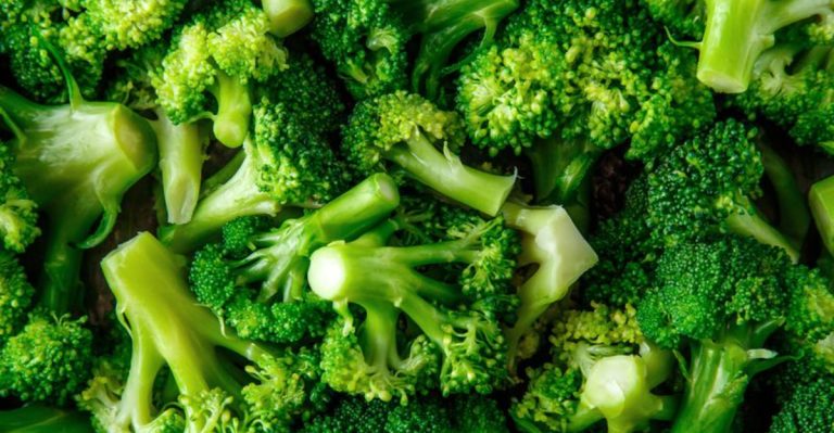 Fuel or Fail? 10 Common Foods That Ruin Your Workout and 10 That Fuel Every Rep