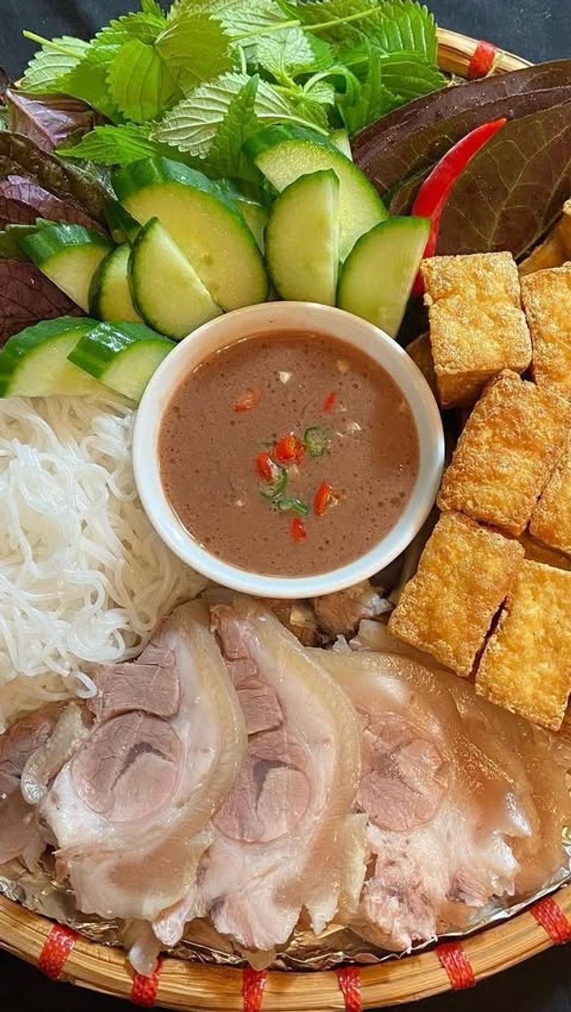 Bún Đậu Mắm Tôm