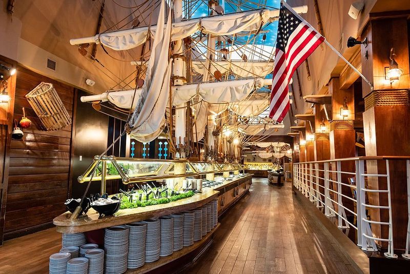 Captain George's Seafood Restaurant