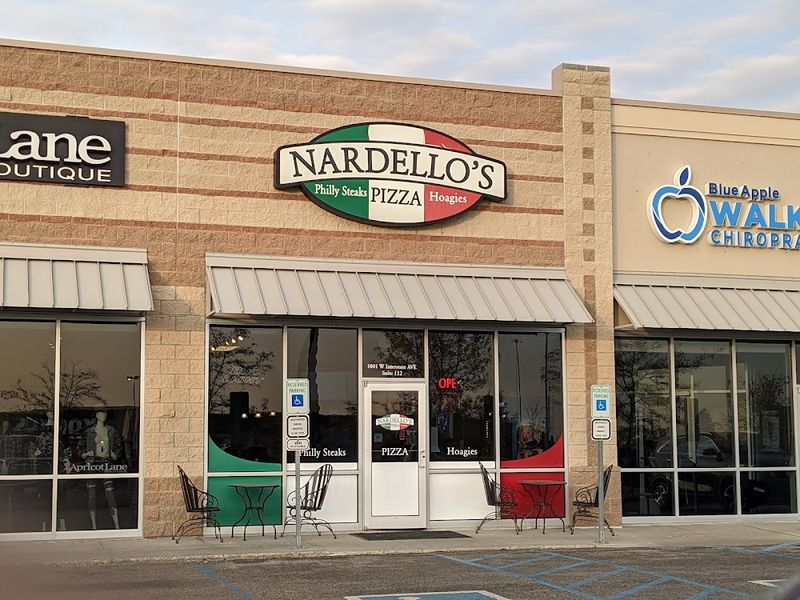 Nardello’s Pizza