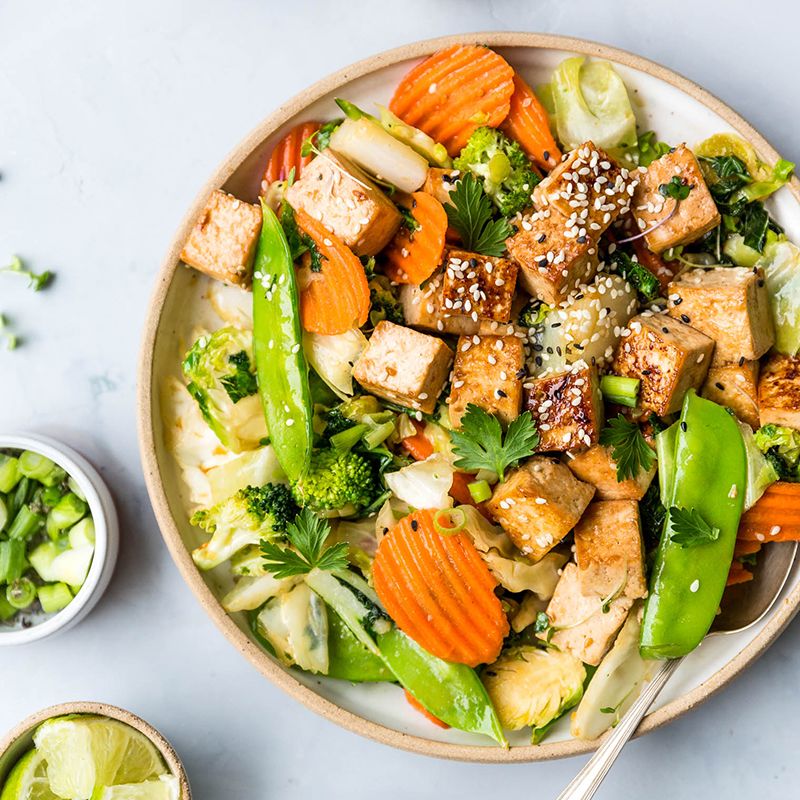 Tofu Stir-fry With Garlic, Ginger, And Veggies