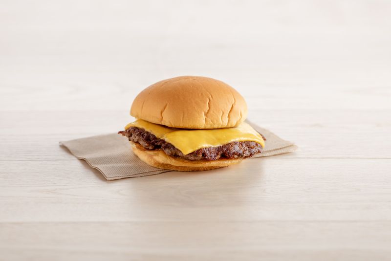 Shake Shack: Single Cheeseburger