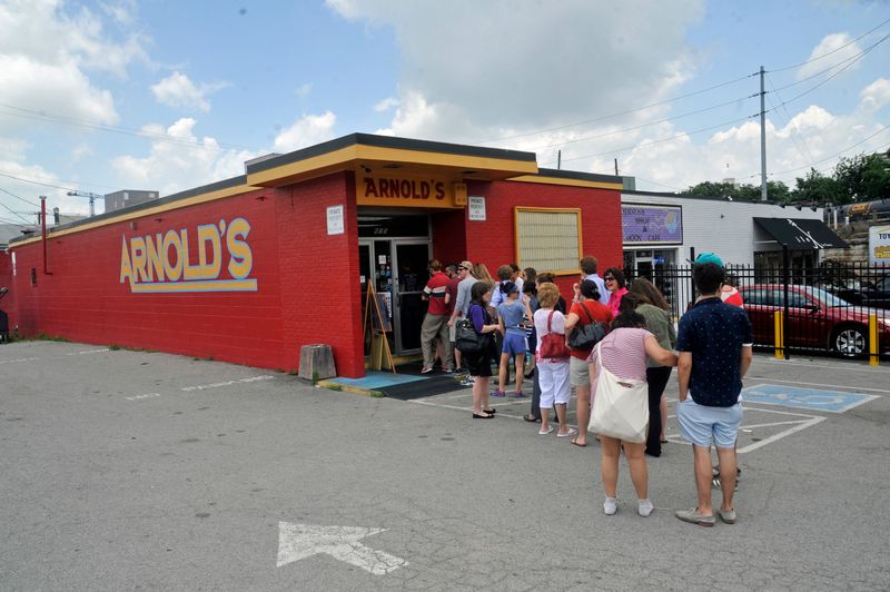 Arnold’s Country Kitchen (Nashville, TN)