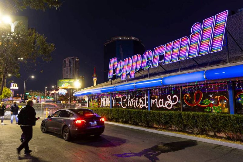 Peppermill Restaurant and Fireside Lounge (Las Vegas, NV)
