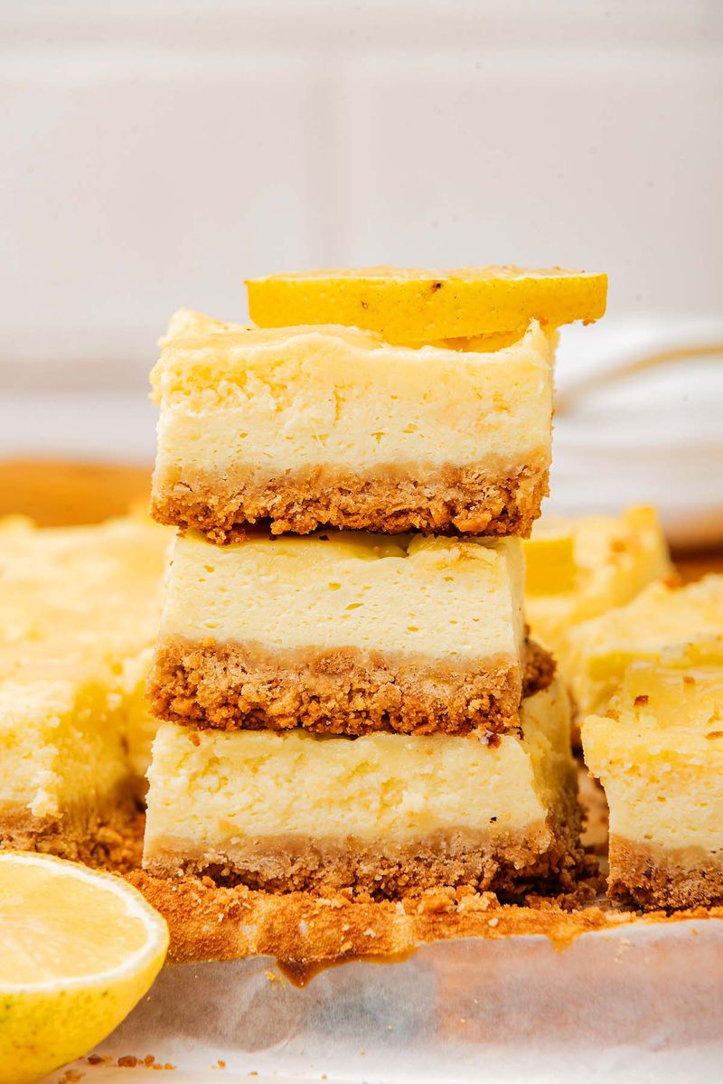 Lemon Cheesecake Bars
