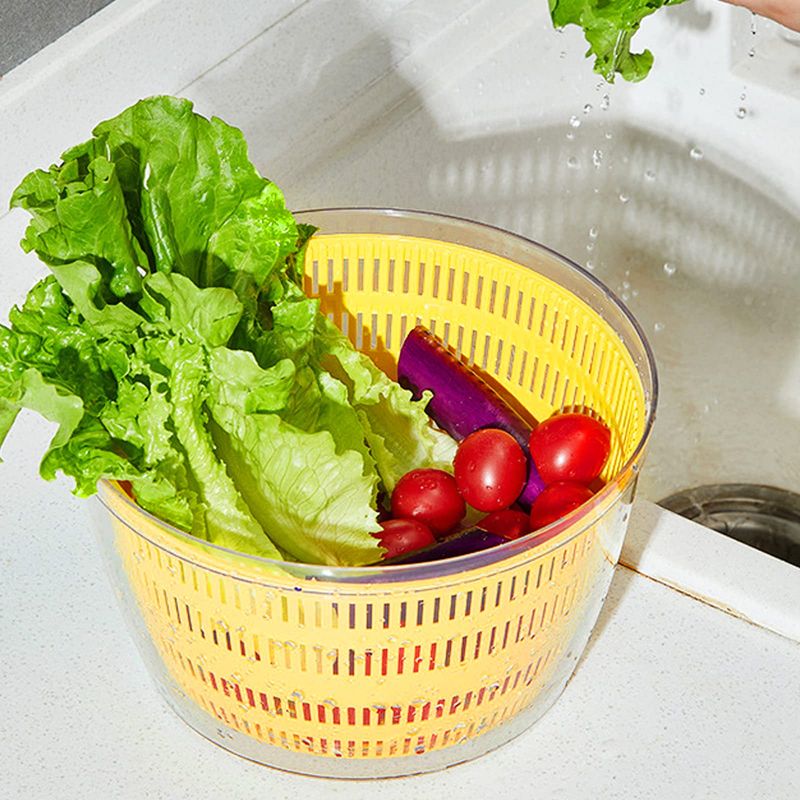 Salad Spinner: The Soggy Lettuce Solution
