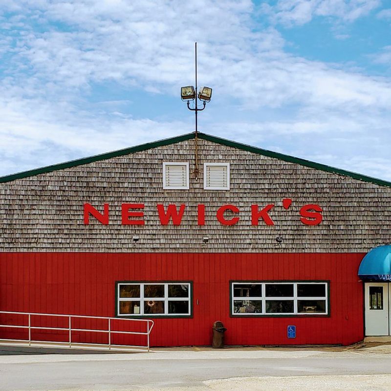 New Hampshire – Newick’s Lobster House, Dover