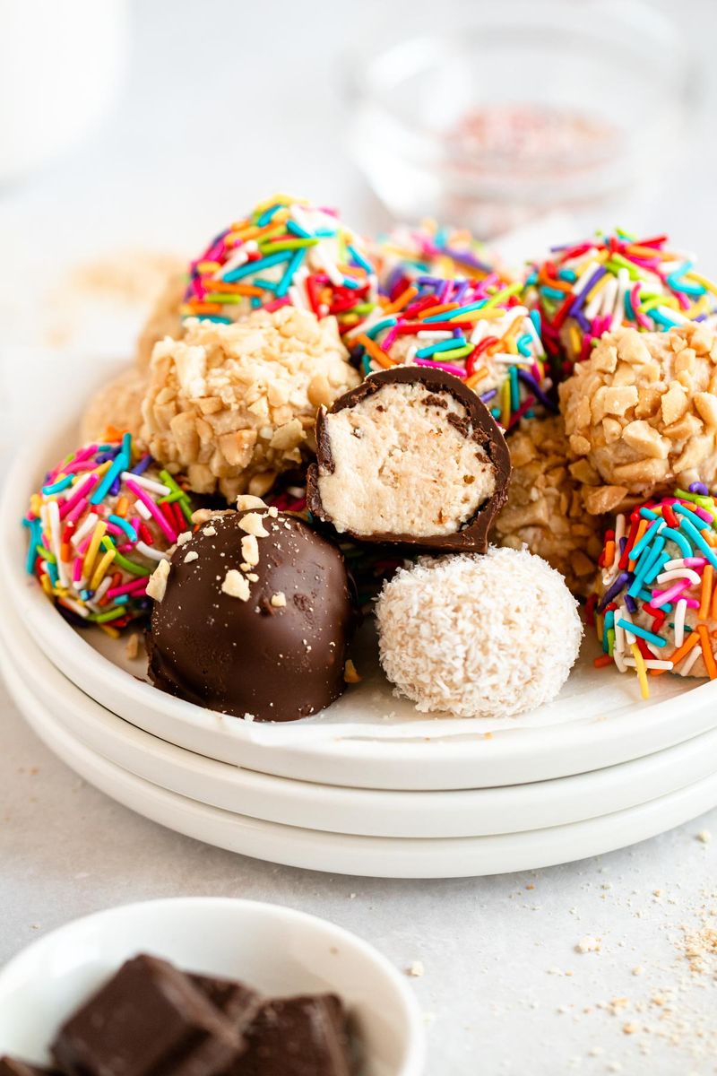 No-Bake: Cheesecake Balls
