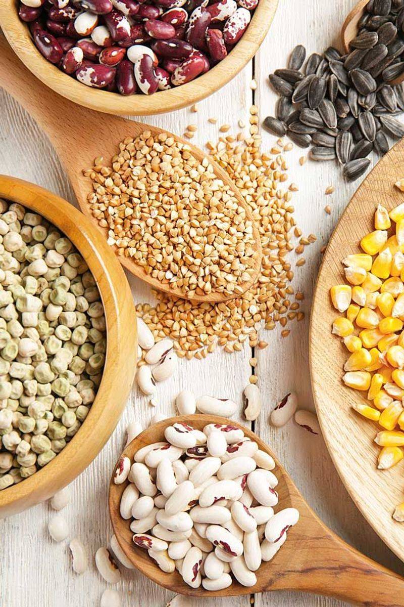 Whole Grains (Oats, Brown Rice, Quinoa)