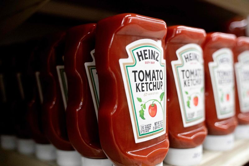Condiments (Ketchup, Soy Sauce, Salad Dressings)
