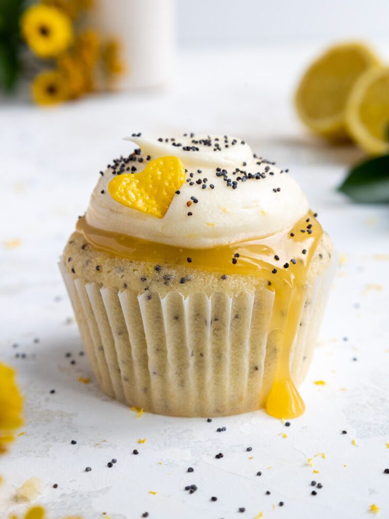 Lemon Poppy Seed Cupcakes