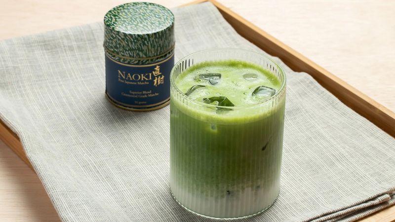 SIP: Unsweetened Matcha Latte
