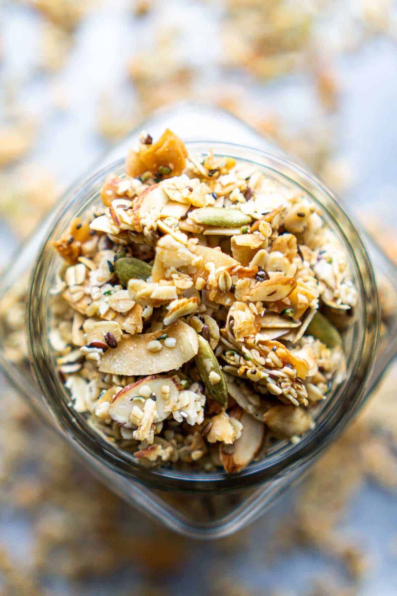PICK: Homemade Granola with Nuts and Seeds