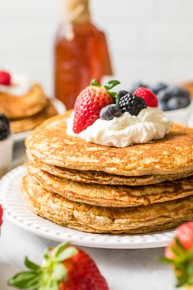 PICK: Whole-Wheat Pancakes with Fresh Fruit and Yogurt