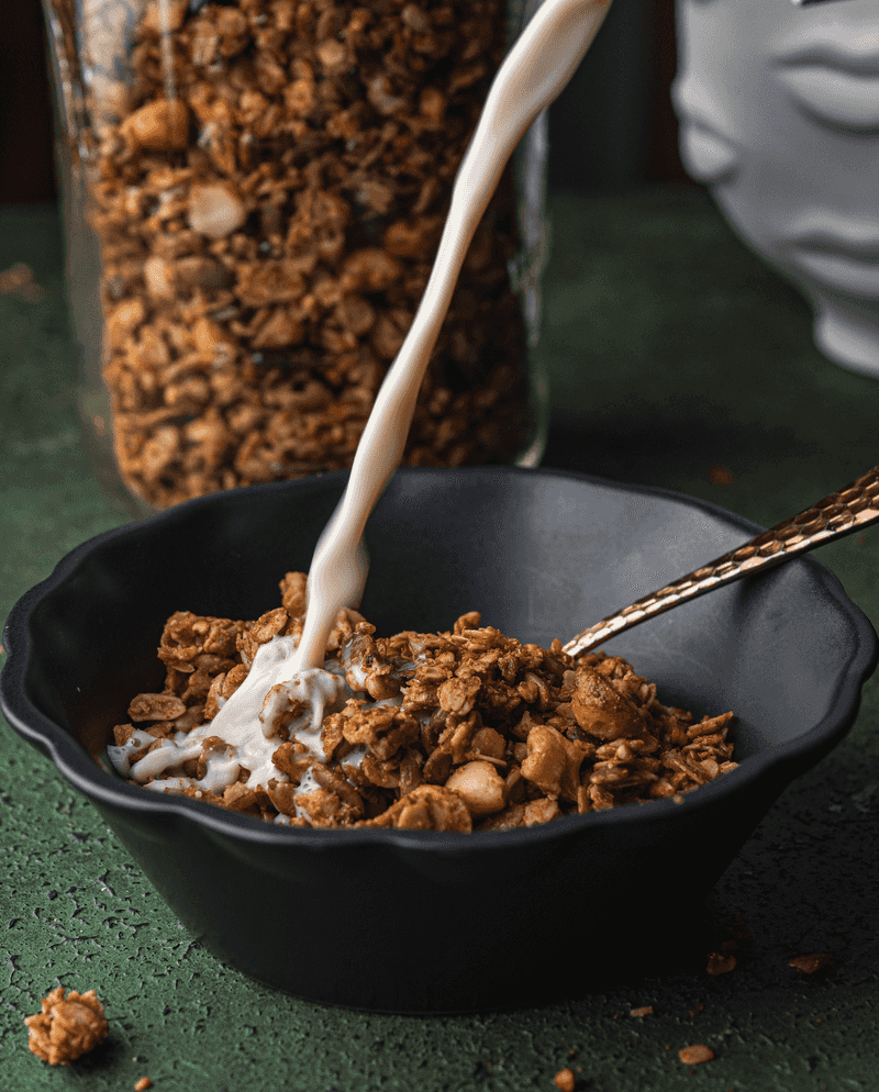 Macadamia Nut Granola