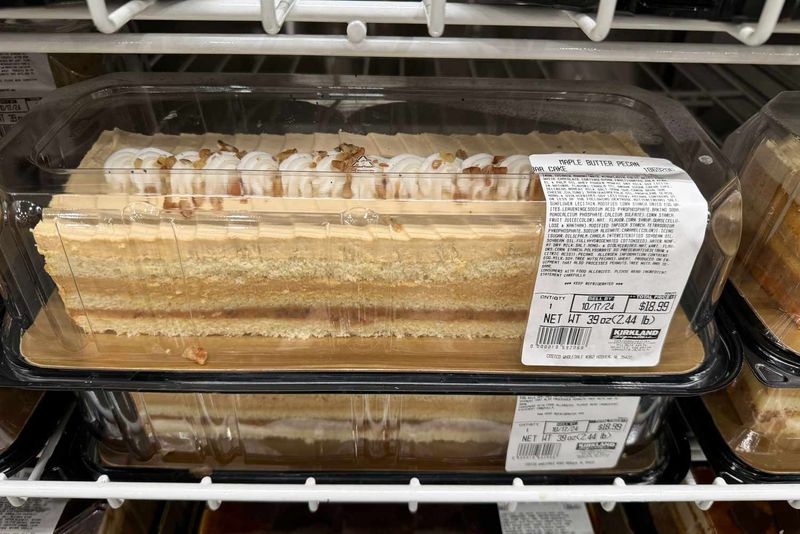 Seasonal: Maple Butter Pecan Bar Cake