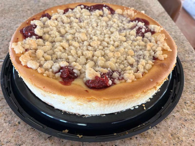 Seasonal: Strawberry Streusel Cheesecake