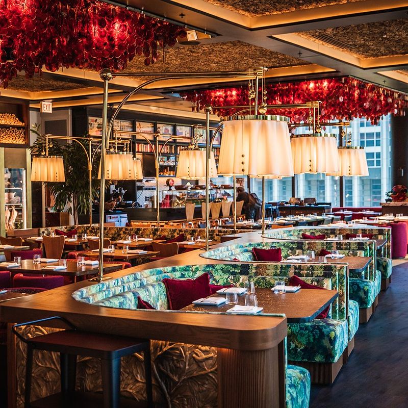 Gibsons Bar & Steakhouse