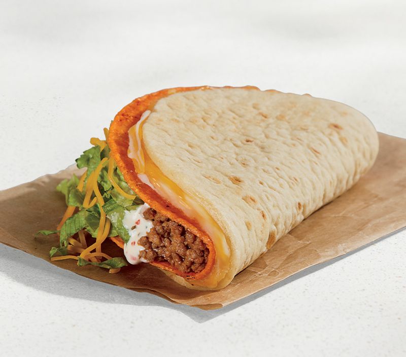 Taco Bell – Cheesy Gordita Crunch with Doritos Shell