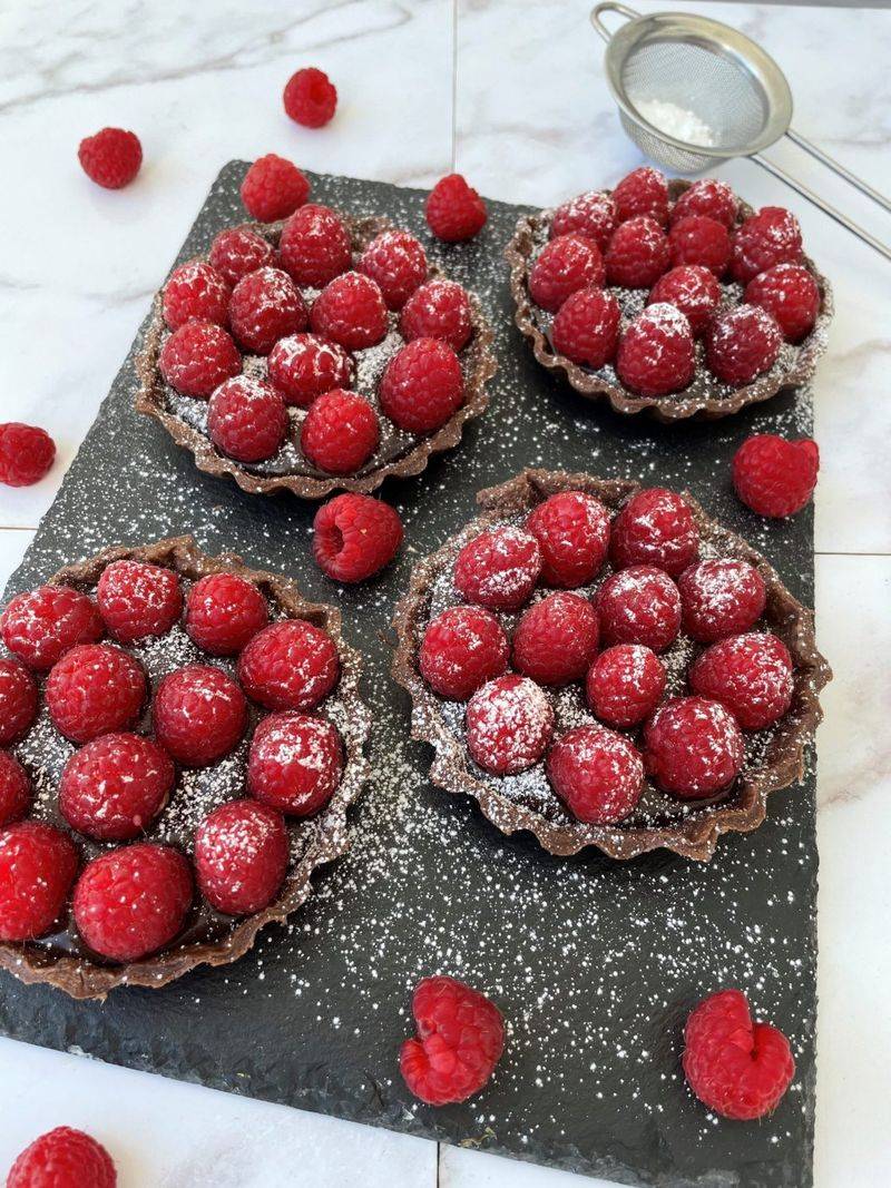 Vegan Raspberry Breakfast Tarts