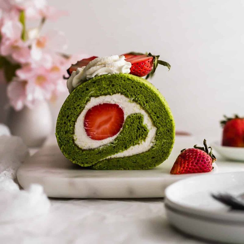 TEA: Matcha Swiss Roll