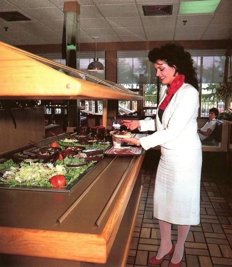 Wendy’s Superbar (1980s–1990s)
