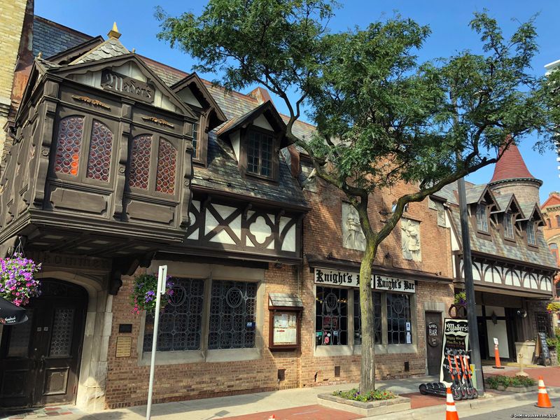 Mader’s Restaurant (Milwaukee, Wisconsin)