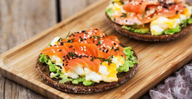 Tired of Eggs? Try These 12 High-Protein Breakfasts Instead