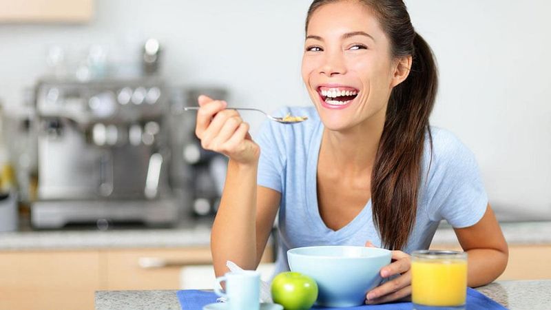 Eat Mindlessly