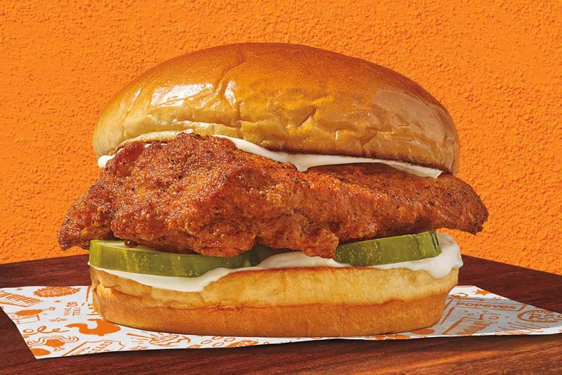 USA: Popeyes Blackened Chicken Sandwich