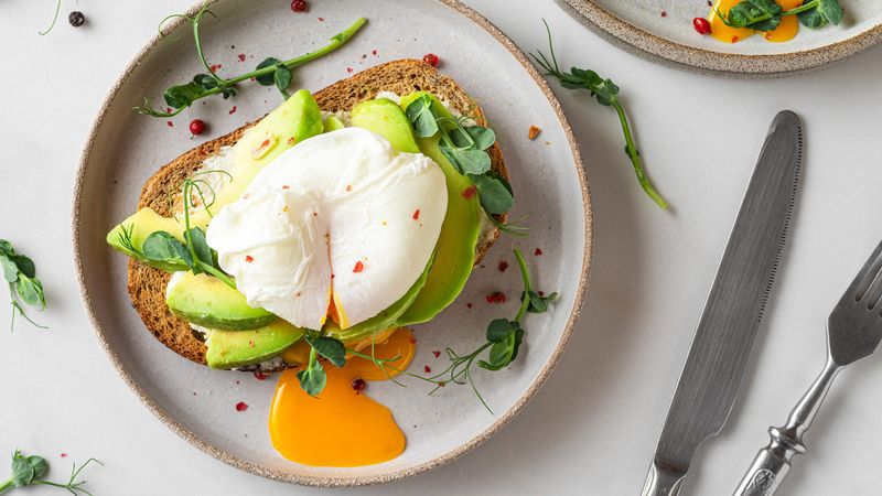 Add Vinegar To Water For Better Poached Eggs