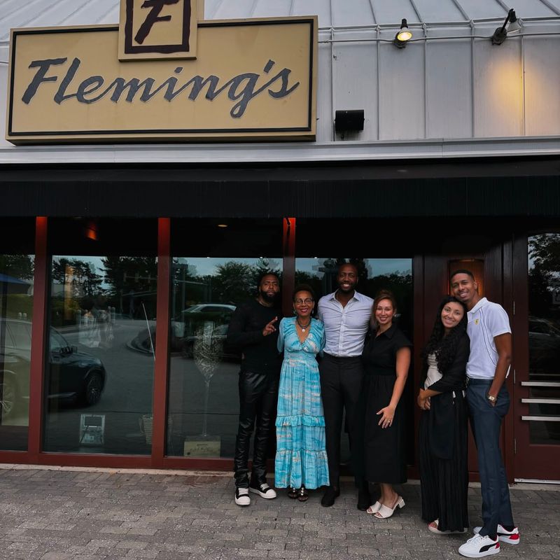 Fleming’s Prime Steakhouse & Wine Bar