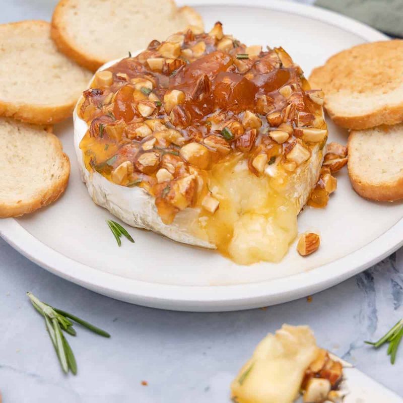 Baked Brie with Apricot Jam and Almonds