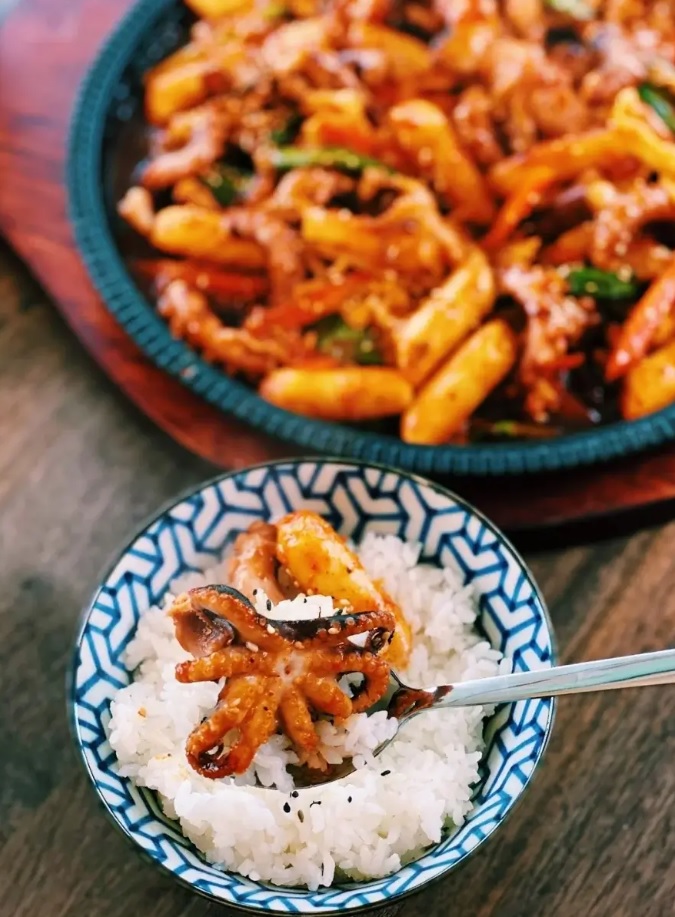 Spicy Stir-Fried Octopus (Nakji Bokkeum)