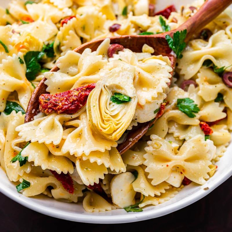 Pasta with Artichokes and Sun-Dried Tomatoes