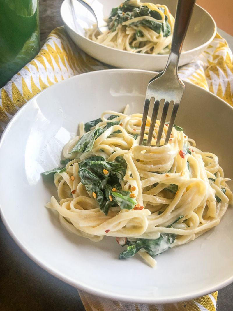 Creamy Goat Cheese and Spinach Pasta