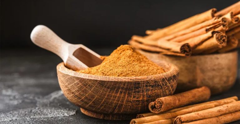 10 Anti-Inflammatory Spices and Herbs Doctors Actually Recommend Adding to Your Diet