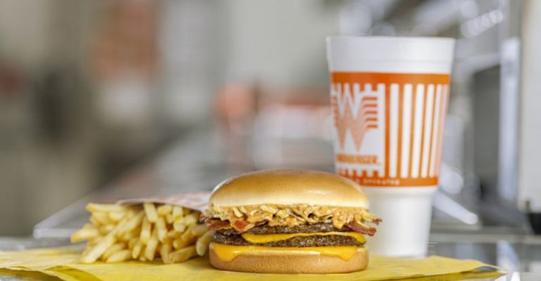 10 Fast Food Burgers Worth Every Bite—and 8 That Aren’t Worth the Hype