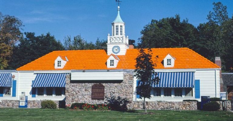 11 Forgotten Restaurant Chains That Deserve a Delicious Comeback